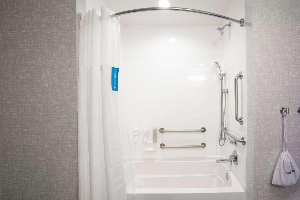 Hampton Inn By Hilton Huntley Chicago Ngoại thất bức ảnh